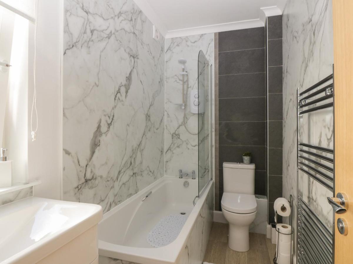 Simply Suite カッスル・ダグラス エクステリア 写真